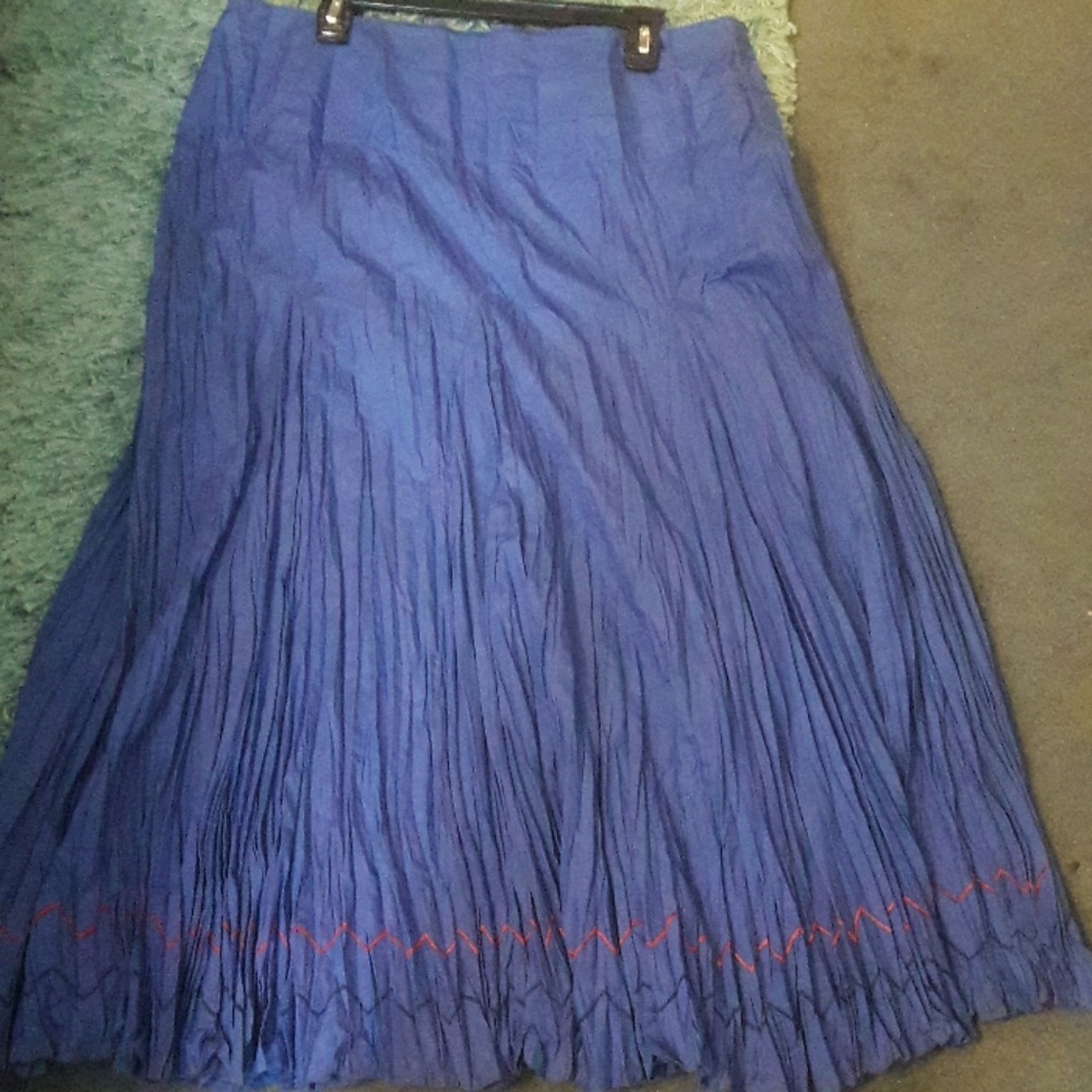 Sav0ir ladies skirt 35 inch length. 37 waist